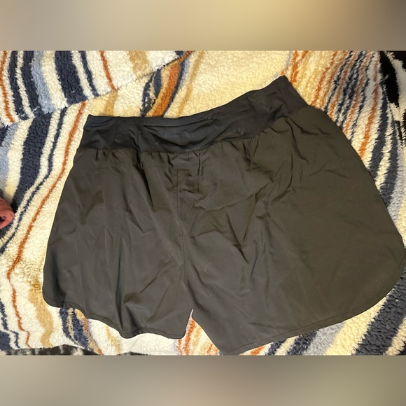 Libian shorts - Picture 6 of 8